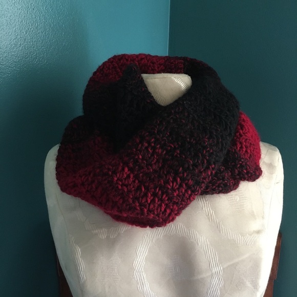 Black and Red Handmade Infinity Scarf - Picture 2 of 2